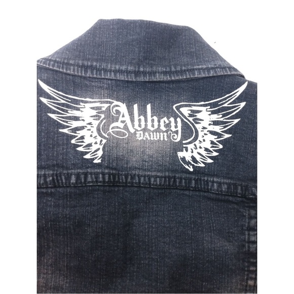 Abbey Dawn - Detailed Denim Jacket - Picture 3 of 8